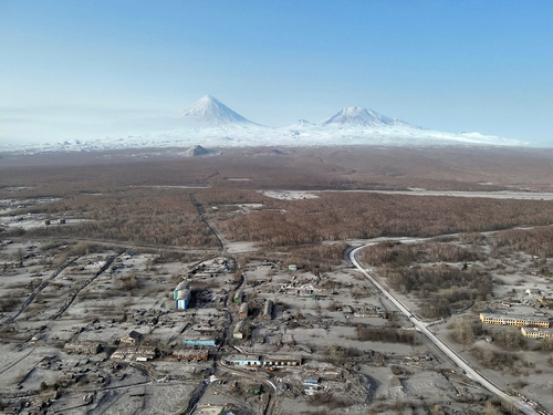 Ключевской, Средний, Крестовский, Ключи после извержения Шивелуча (14.04.23)