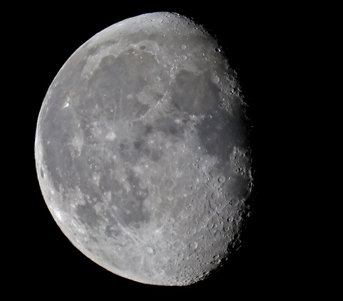 Луна ночью (06.08.23)